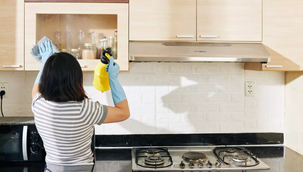 Care and maintenance of Kitchen Drawers vs Cabinets