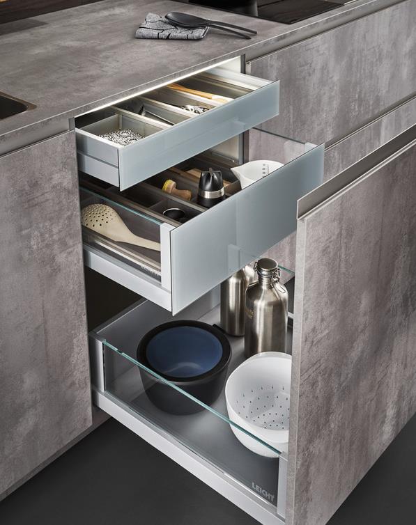 pull out cabinet