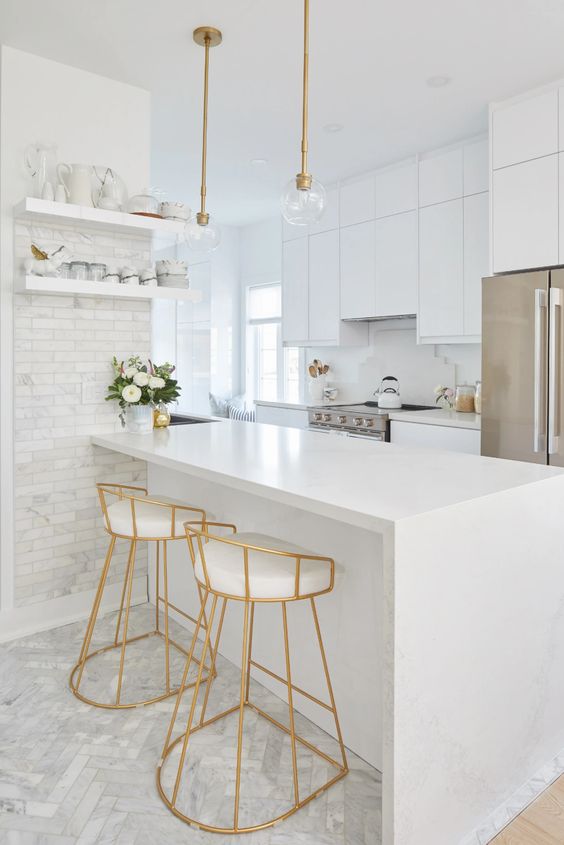 bar stool and kitchen island