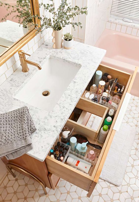 smart bathroom organization ideas