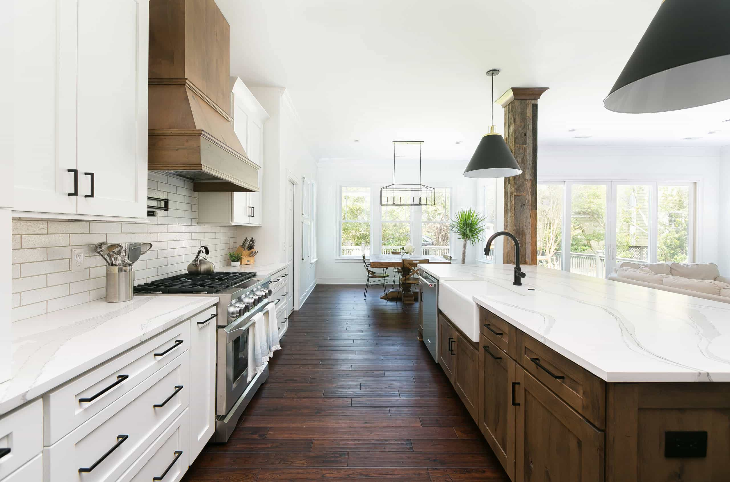 Farmhouse White Shaker Kitchen Cabinet