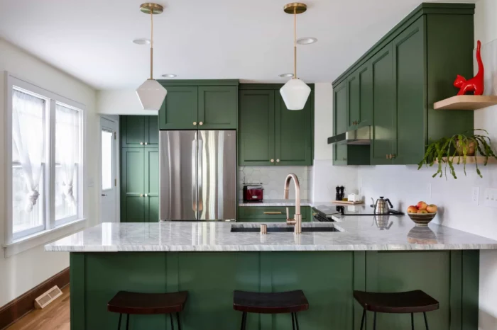 green-kitchen-cabinets-color
