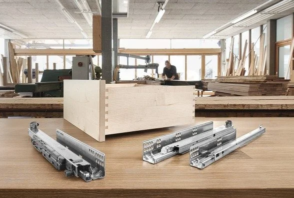 Affordable Luxury Cabinetry: Customizing U.S. Homes with Style 3 blum slideway