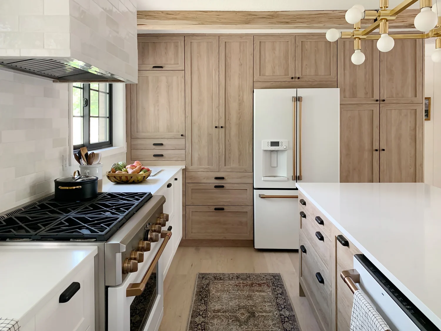 Laminate and Melamine Cabinet Doors