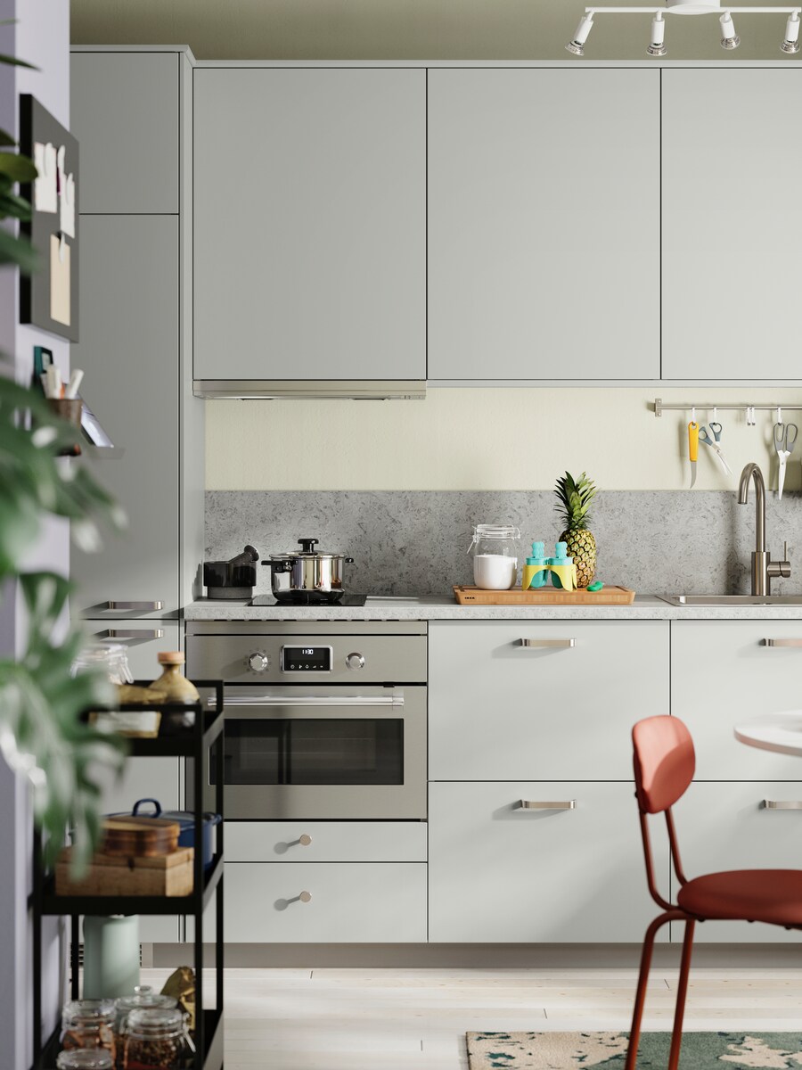 grey-kitchen-cabient
