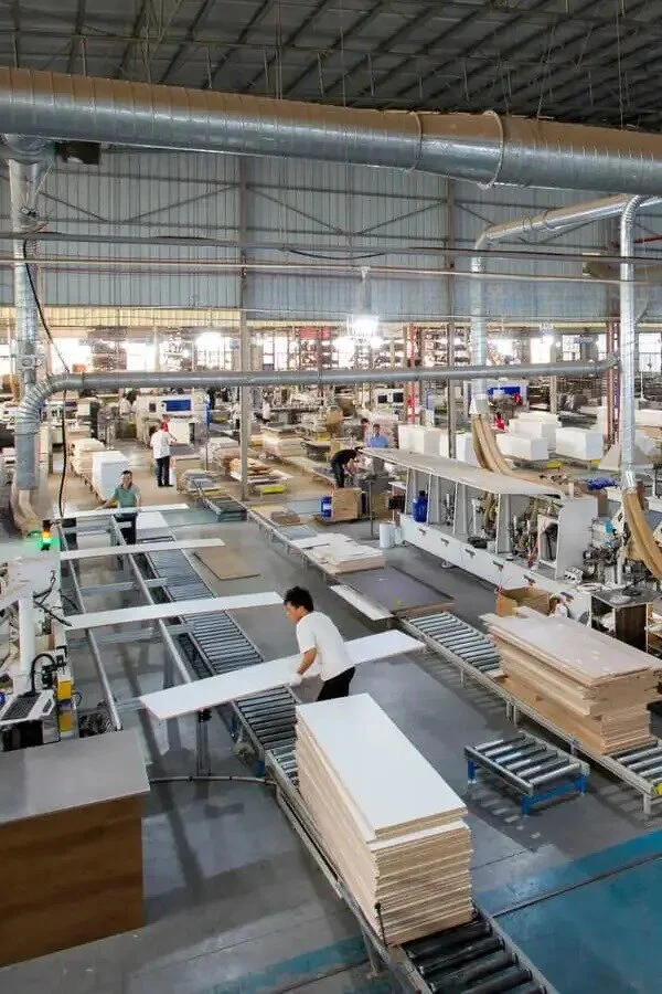 top-kitchen-cabinet-factory-cleanl.jpg