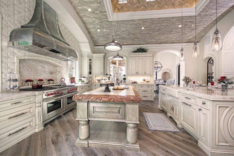 Luxury Villa custom kitchen