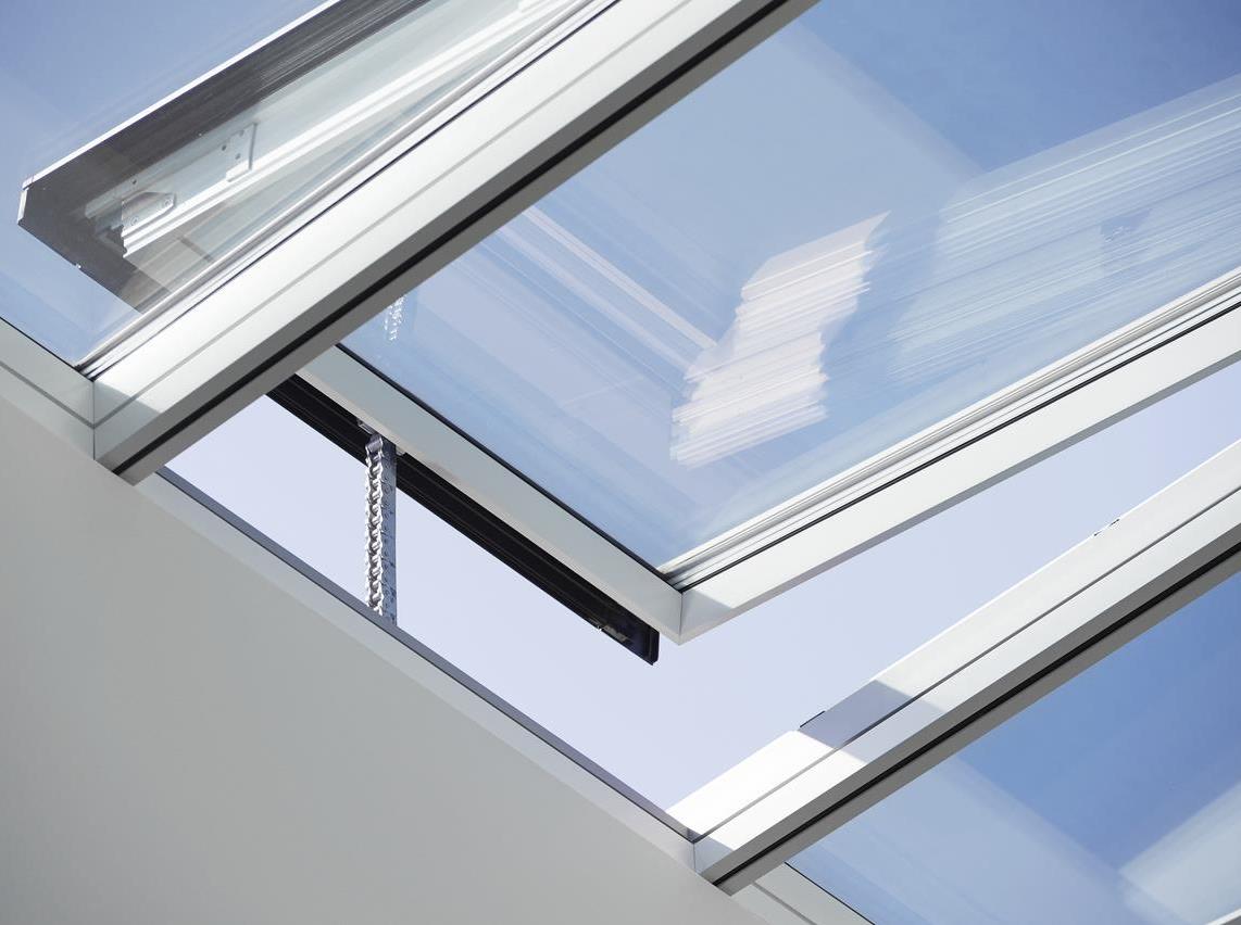 The Ultimate Guide to Choosing Aluminum Windows for Hotels 7 Modern aluminum skylight windows in a hotel, bringing in extra natural daylight.