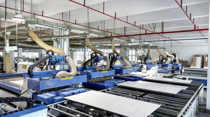 kitchen cabinet manufacturers for big builders