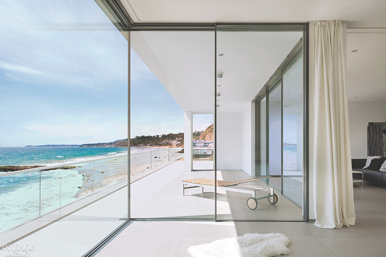 Huge Floor-to-Ceiling-Glass-Walls-window-design ideas near the sea