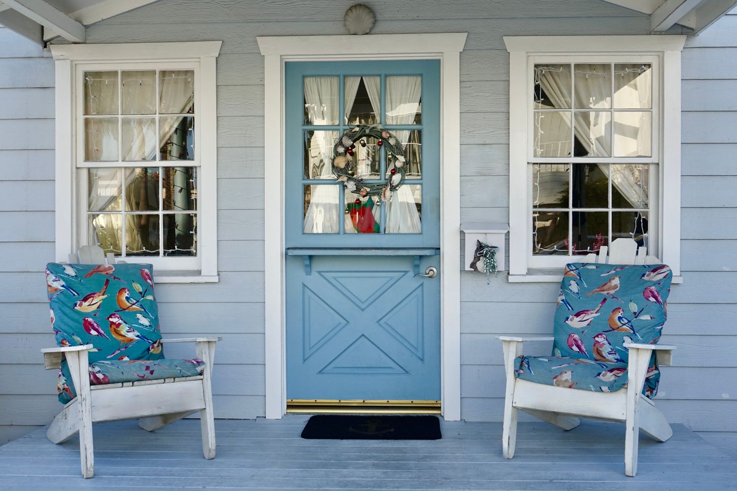 blue-color-dutch-door design