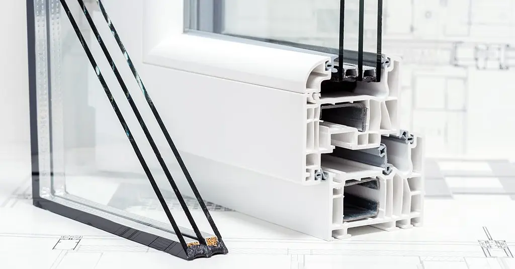 vinyl-window-with-triple-glass